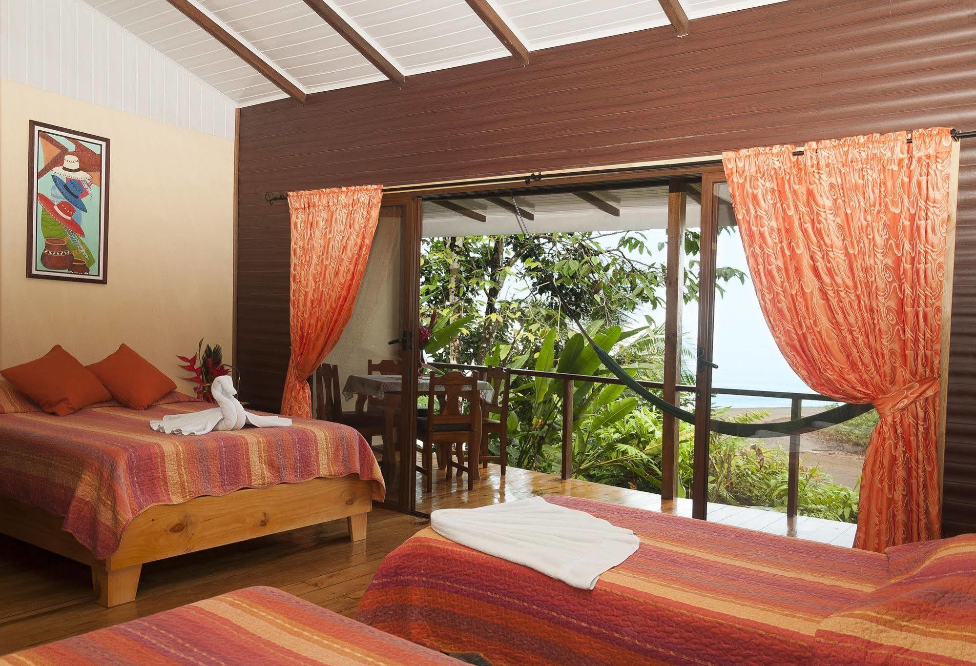 Hotel Pirate Cove à Drakes Bay Extérieur photo